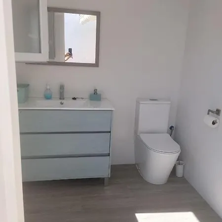 Casa En Primera Linea De Playa * Oliva