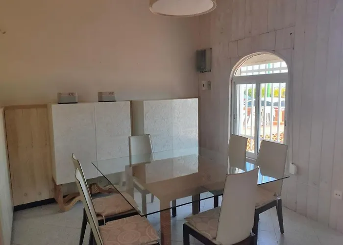 Casa En Primera Linea De Playa Hébergement de vacances *