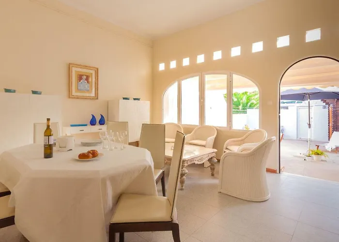 Casa En Primera Linea De Playa Oliva