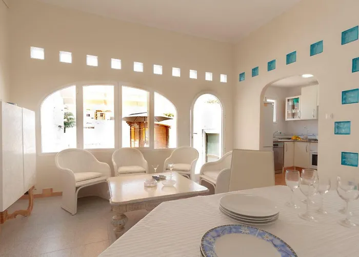 Hébergement de vacances Casa En Primera Linea De Playa Oliva